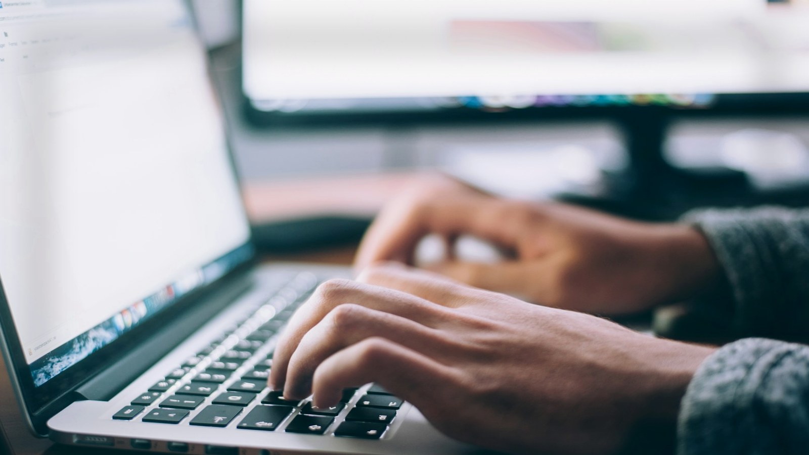 Can “lite finance tool” Pay? Check These 3 Buying Signals First